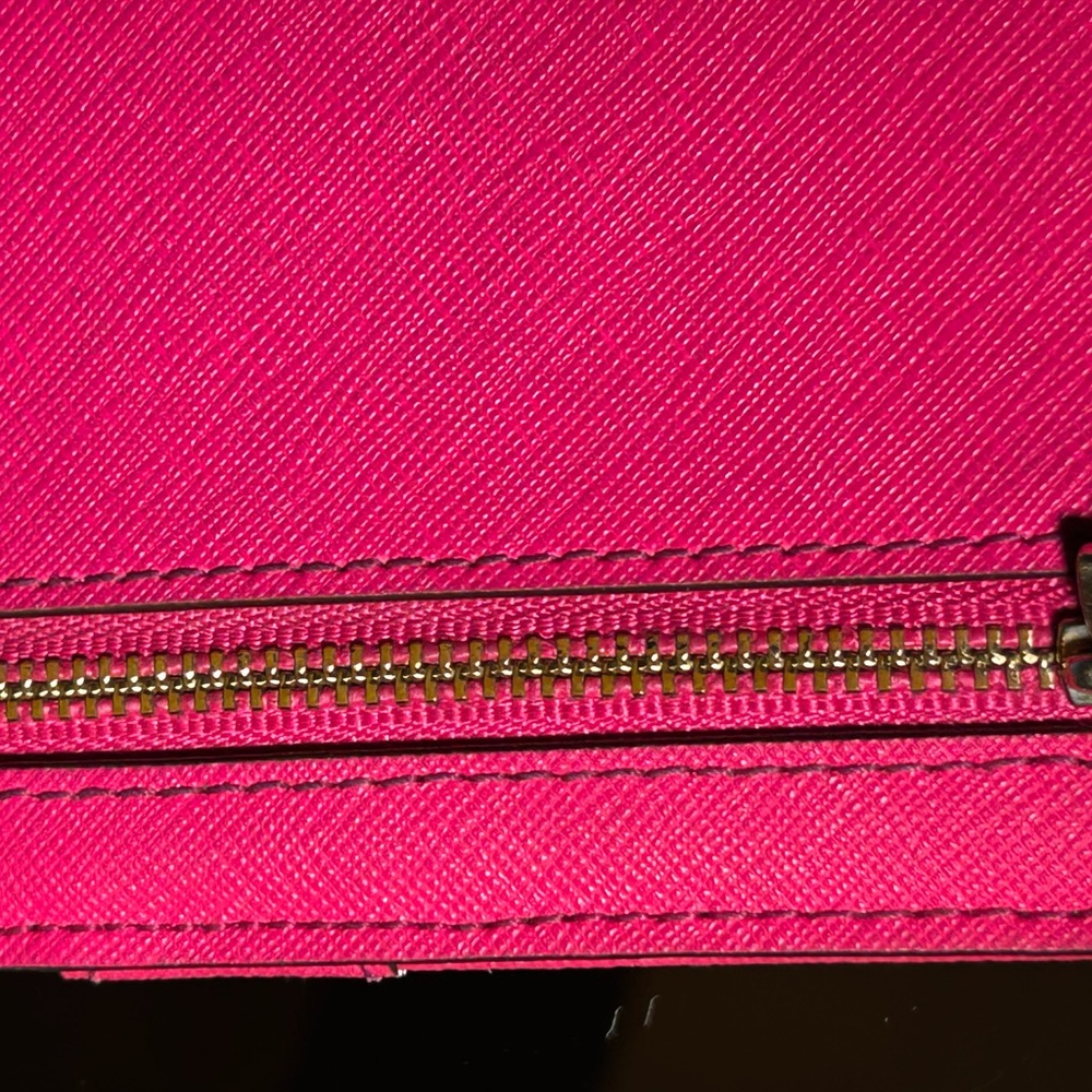 Kate Spade Pink Wallet Sleek Design 7” x 4” Like new - Picture 10 of 15
